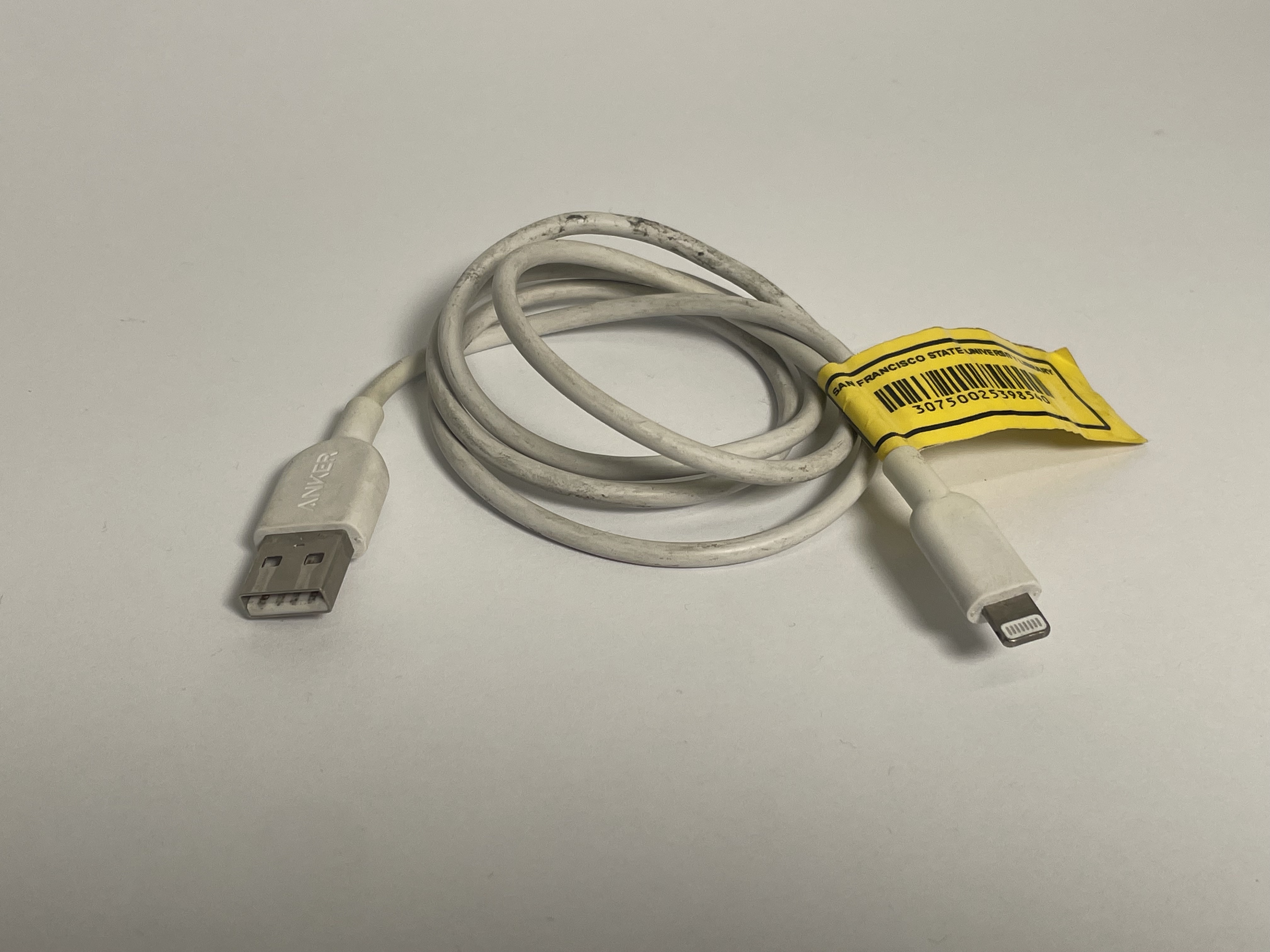 USB to Lightning adapter cord img