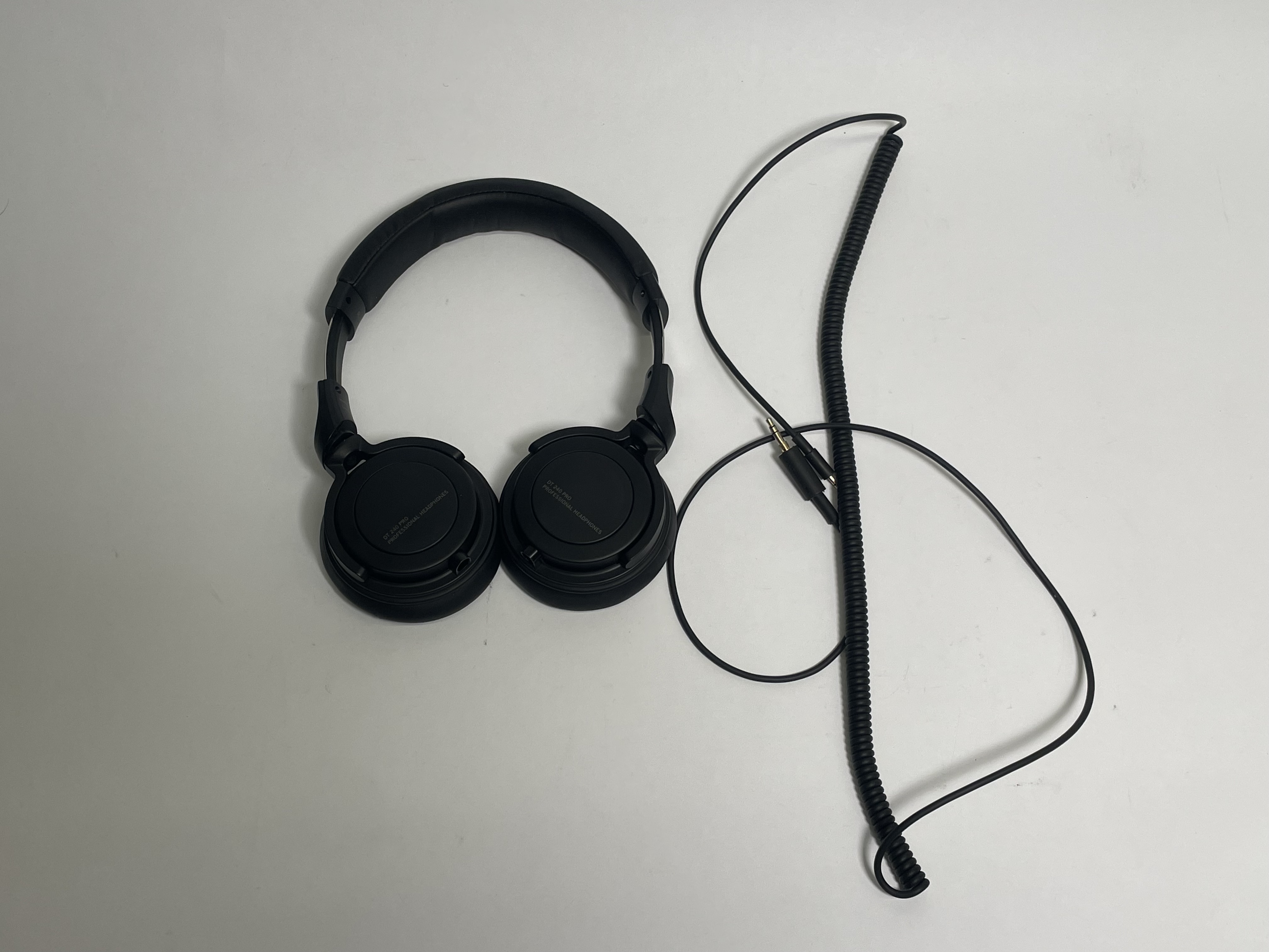 Audio Headphones img